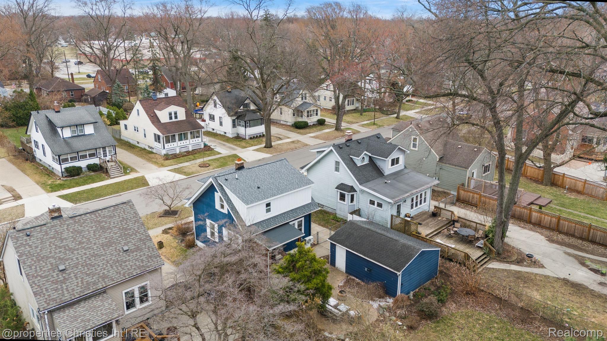 702 S Vermont Avenue