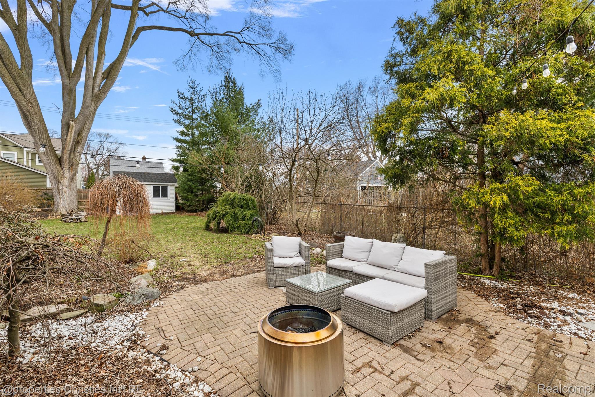 702 S Vermont Avenue