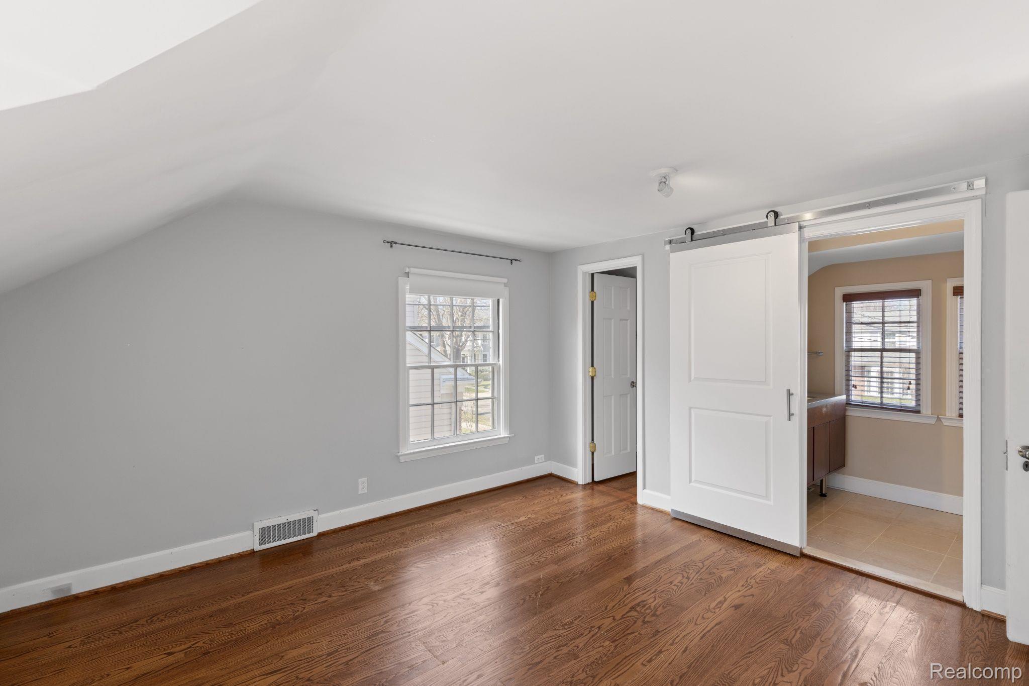 1721 Winthrop Lane