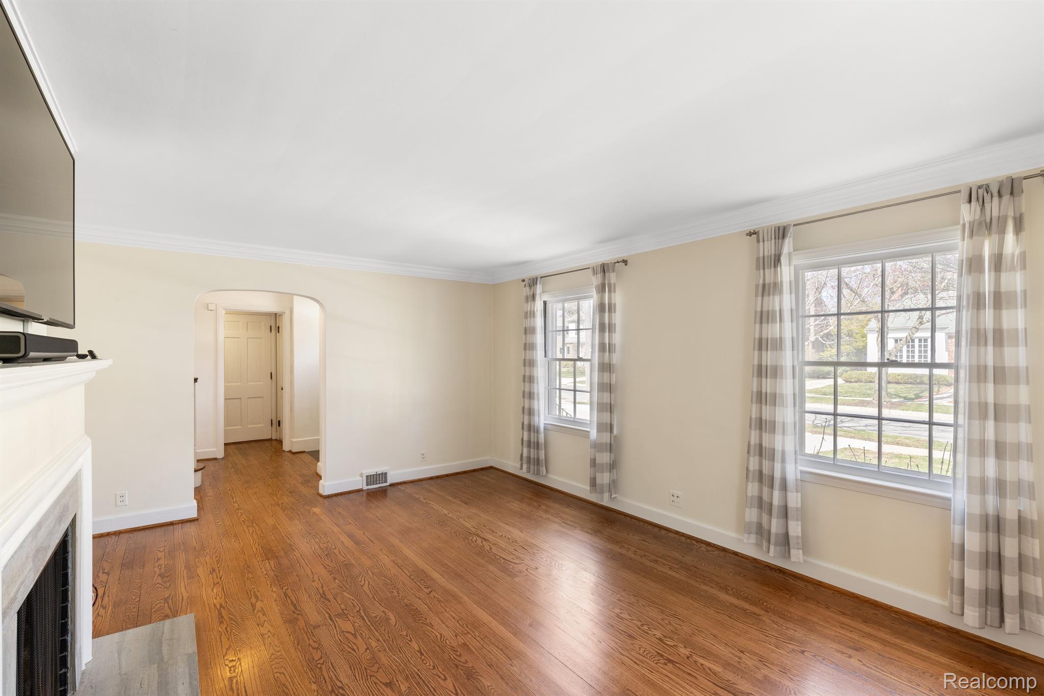 1721 Winthrop Lane