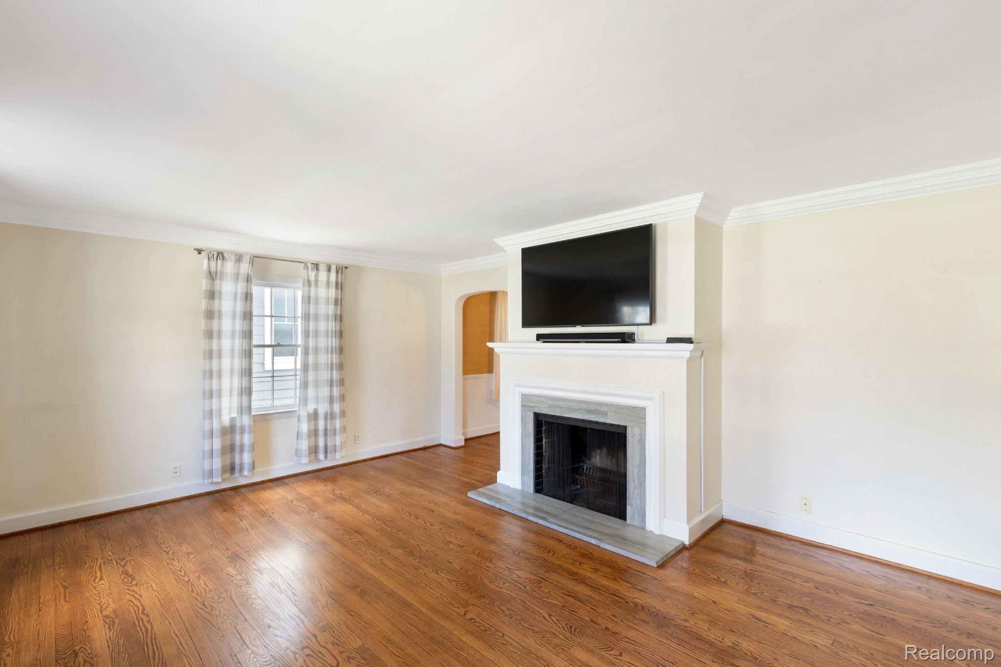 1721 Winthrop Lane