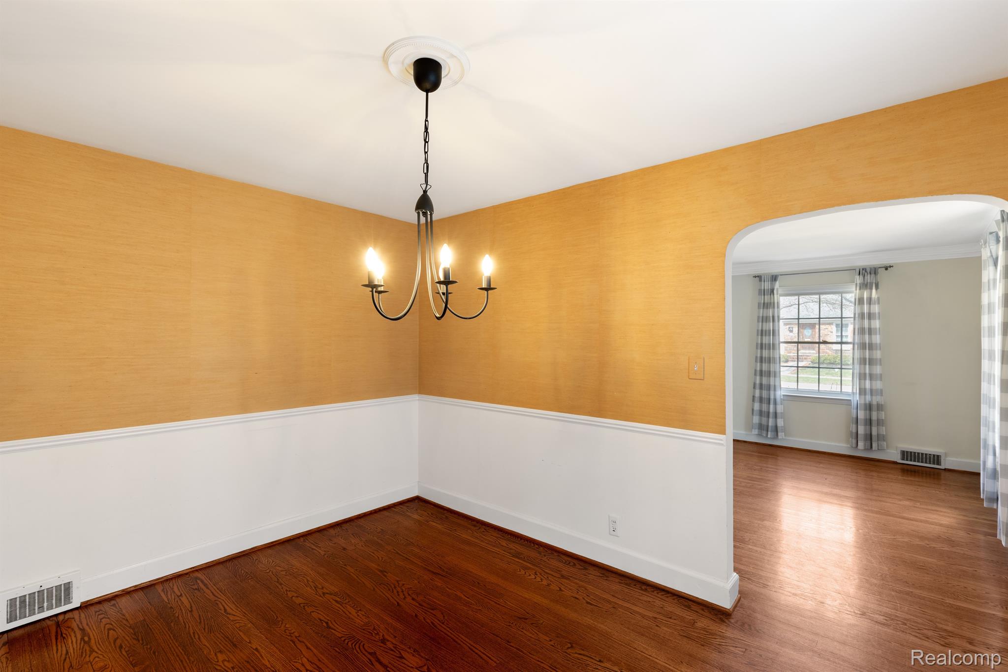 1721 Winthrop Lane