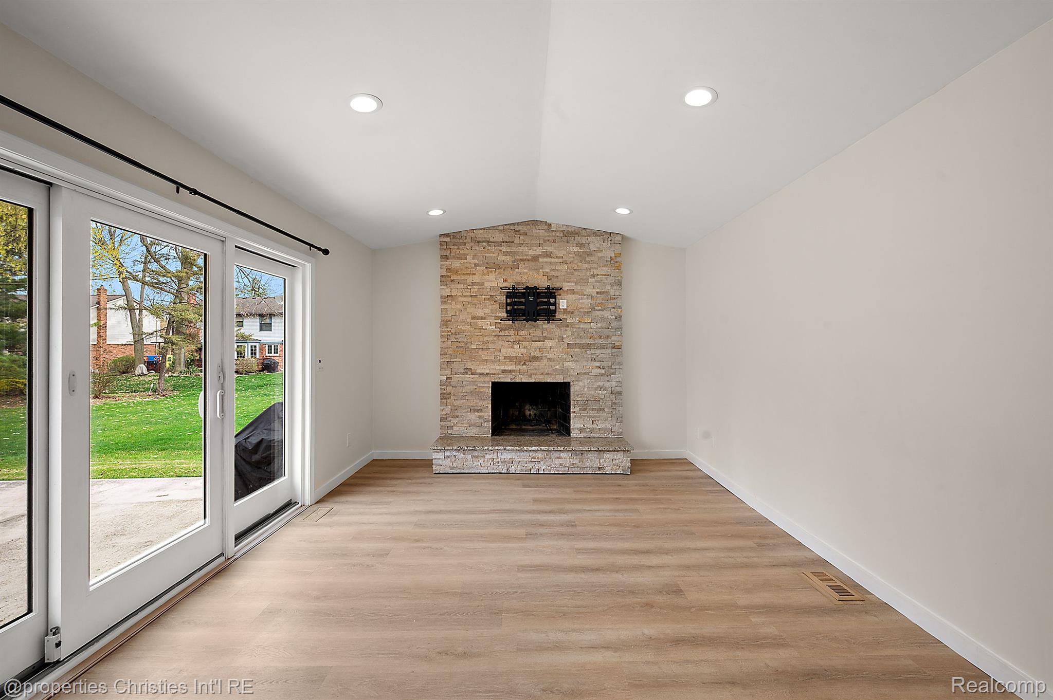 33880 Fonville Drive