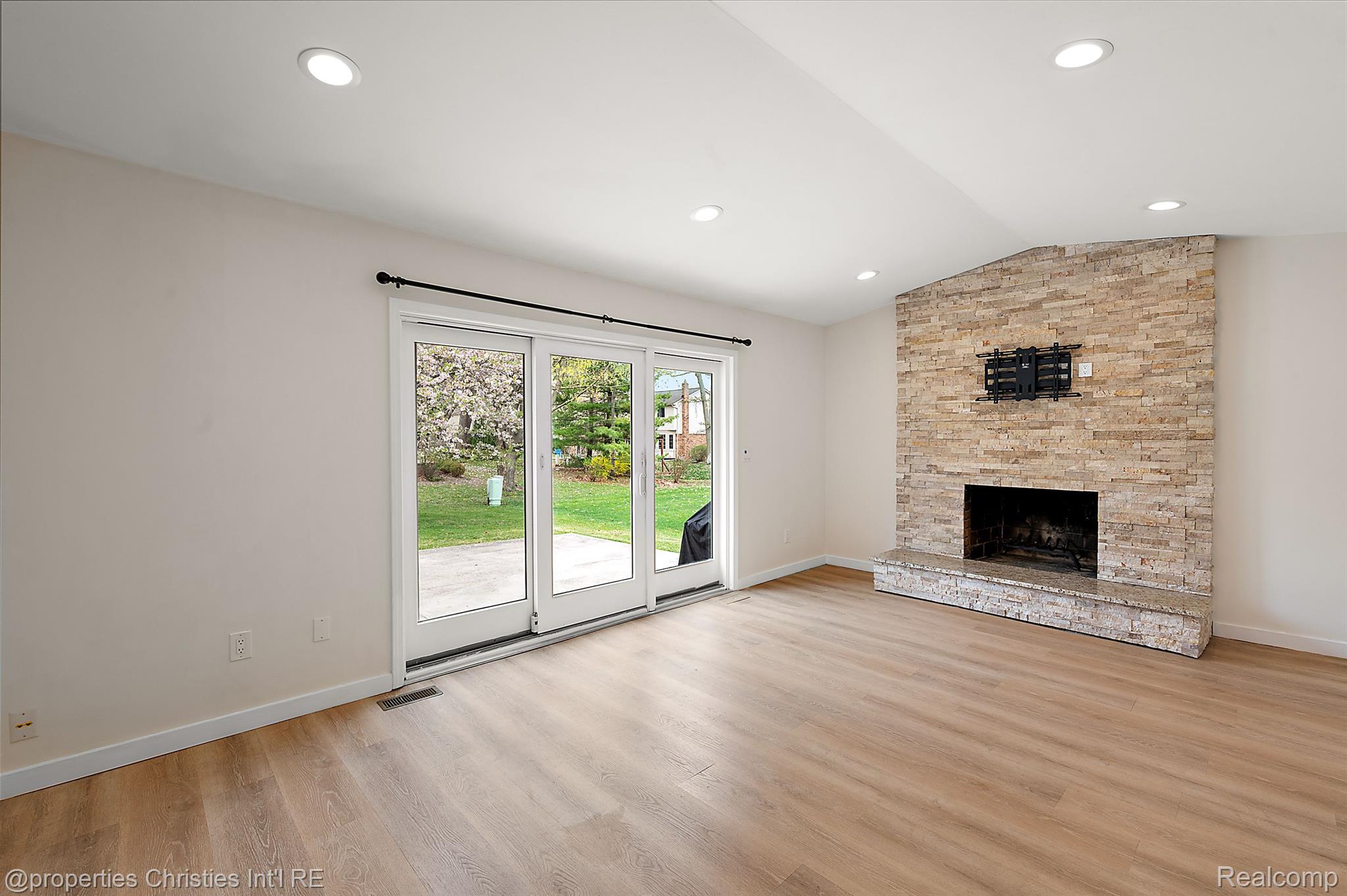 33880 Fonville Drive