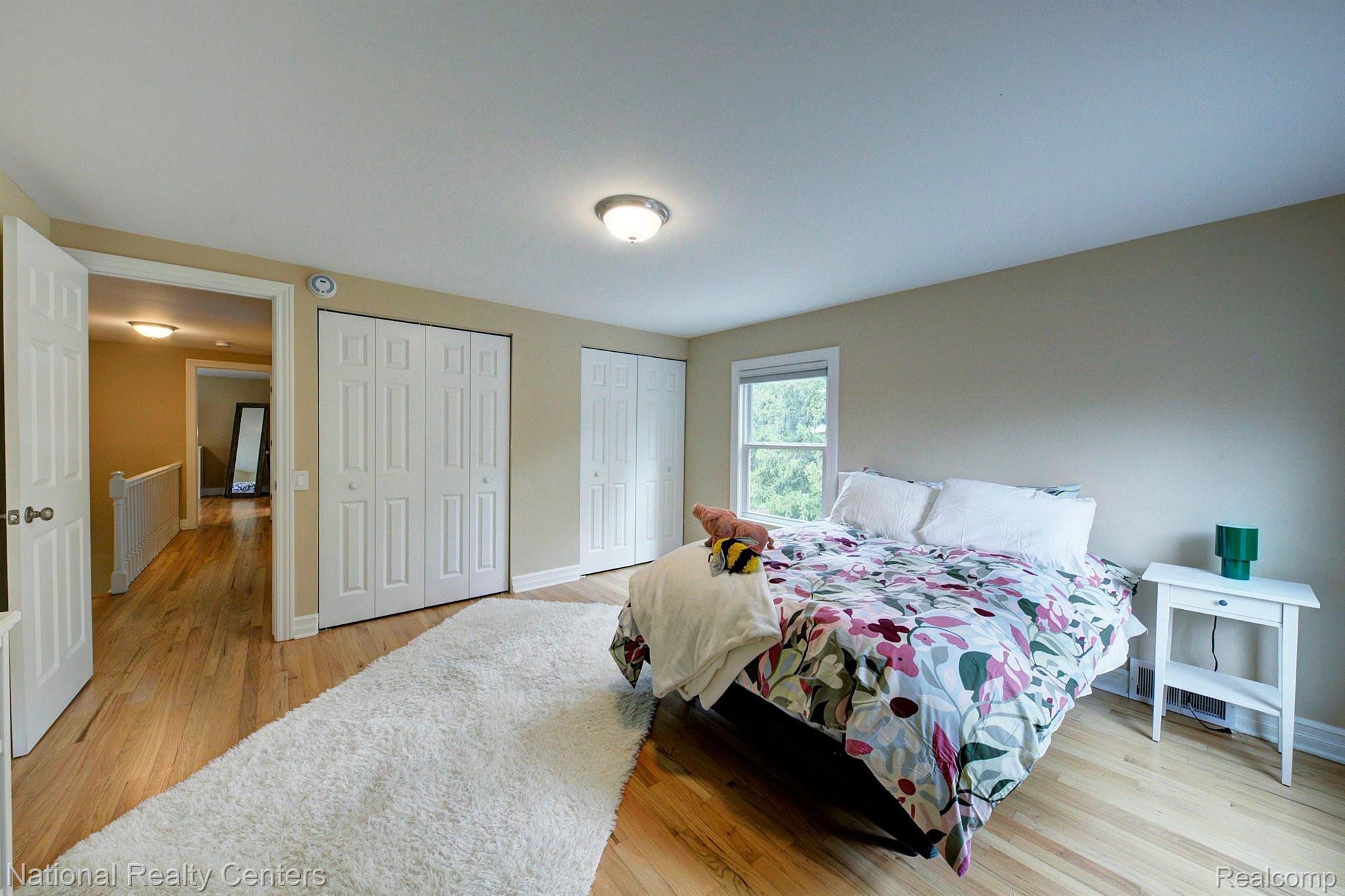 3203 E BRADFORD Drive