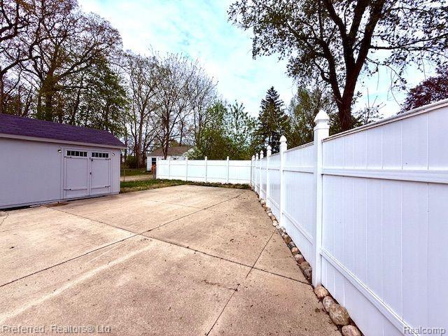 11952 N MAIN Street
