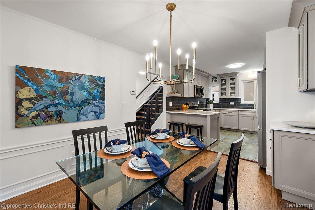 75 Grosse Pointe Blvd