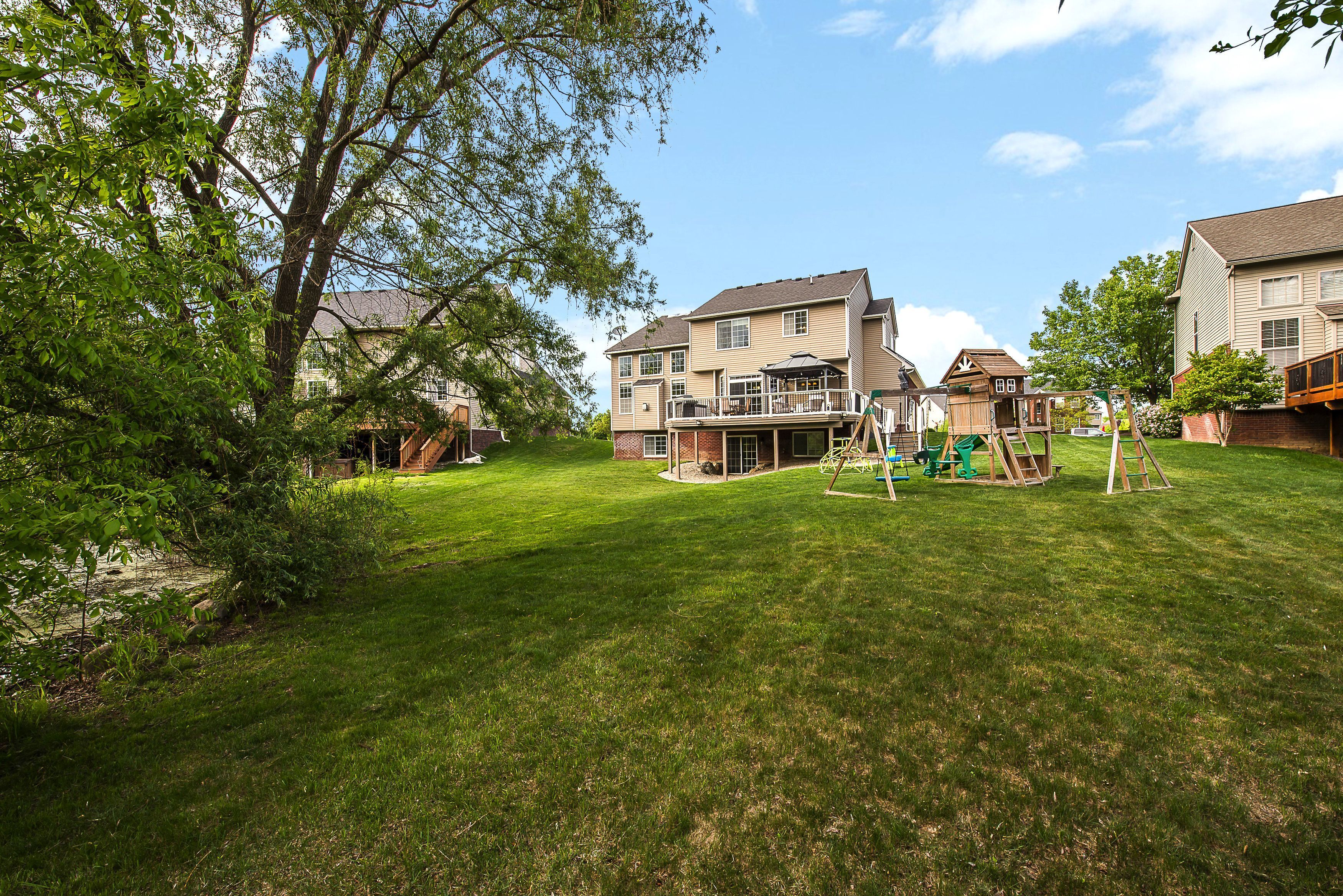 58799 CARRIAGE Lane