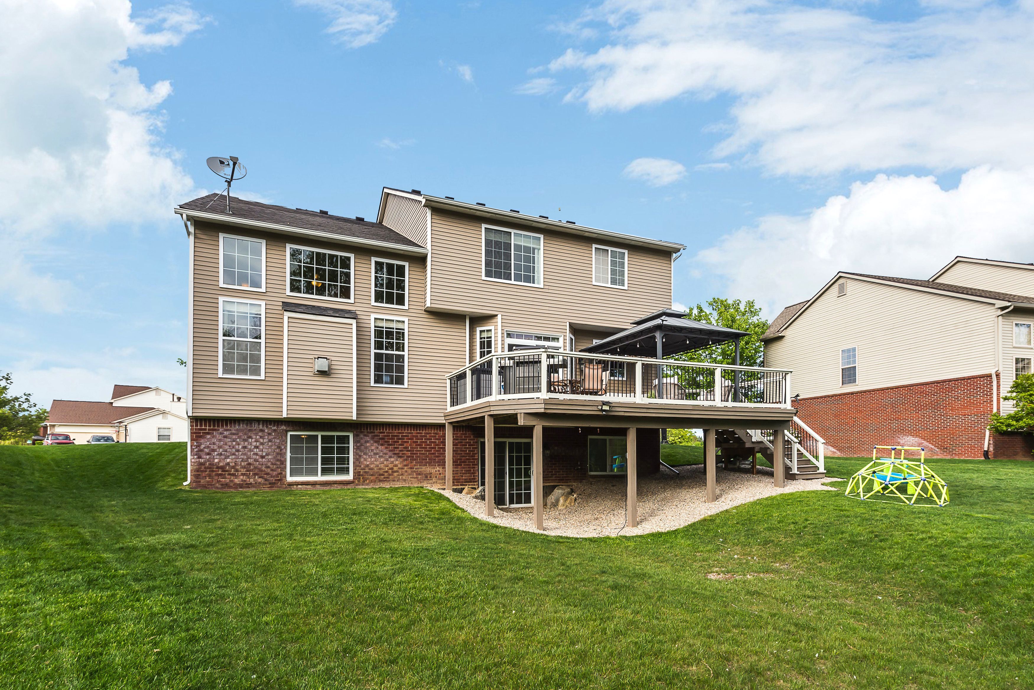 58799 CARRIAGE Lane