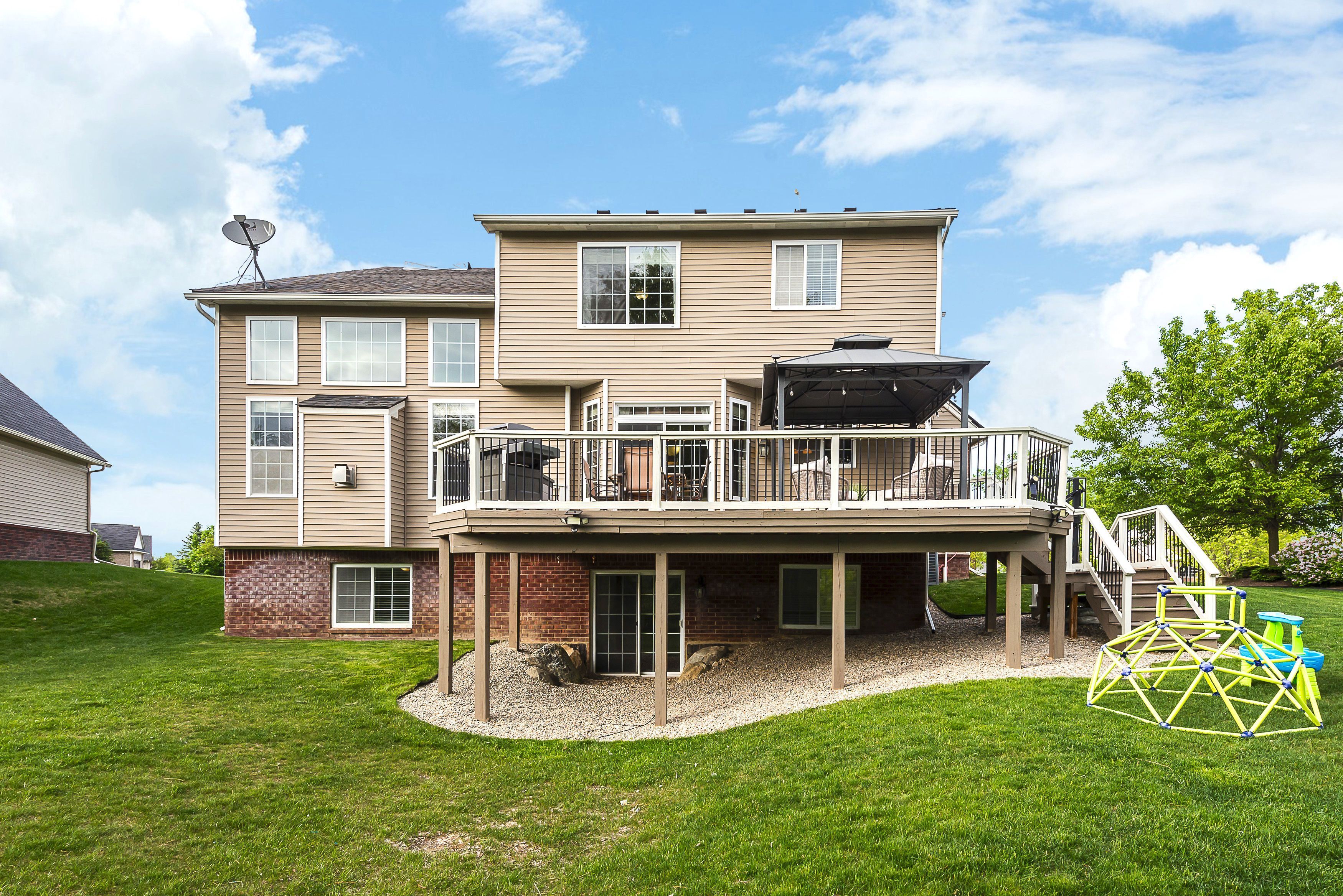 58799 CARRIAGE Lane