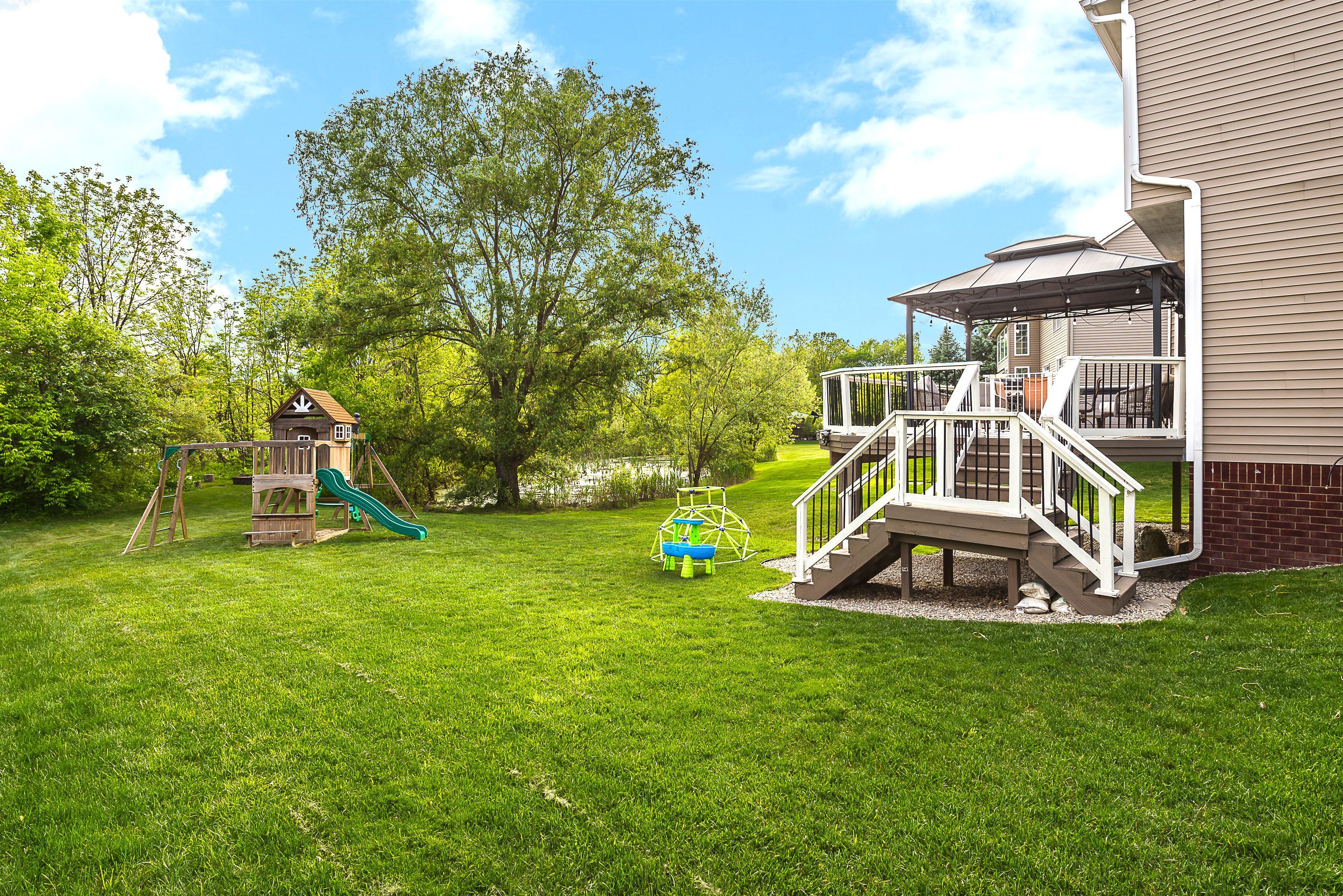 58799 CARRIAGE Lane