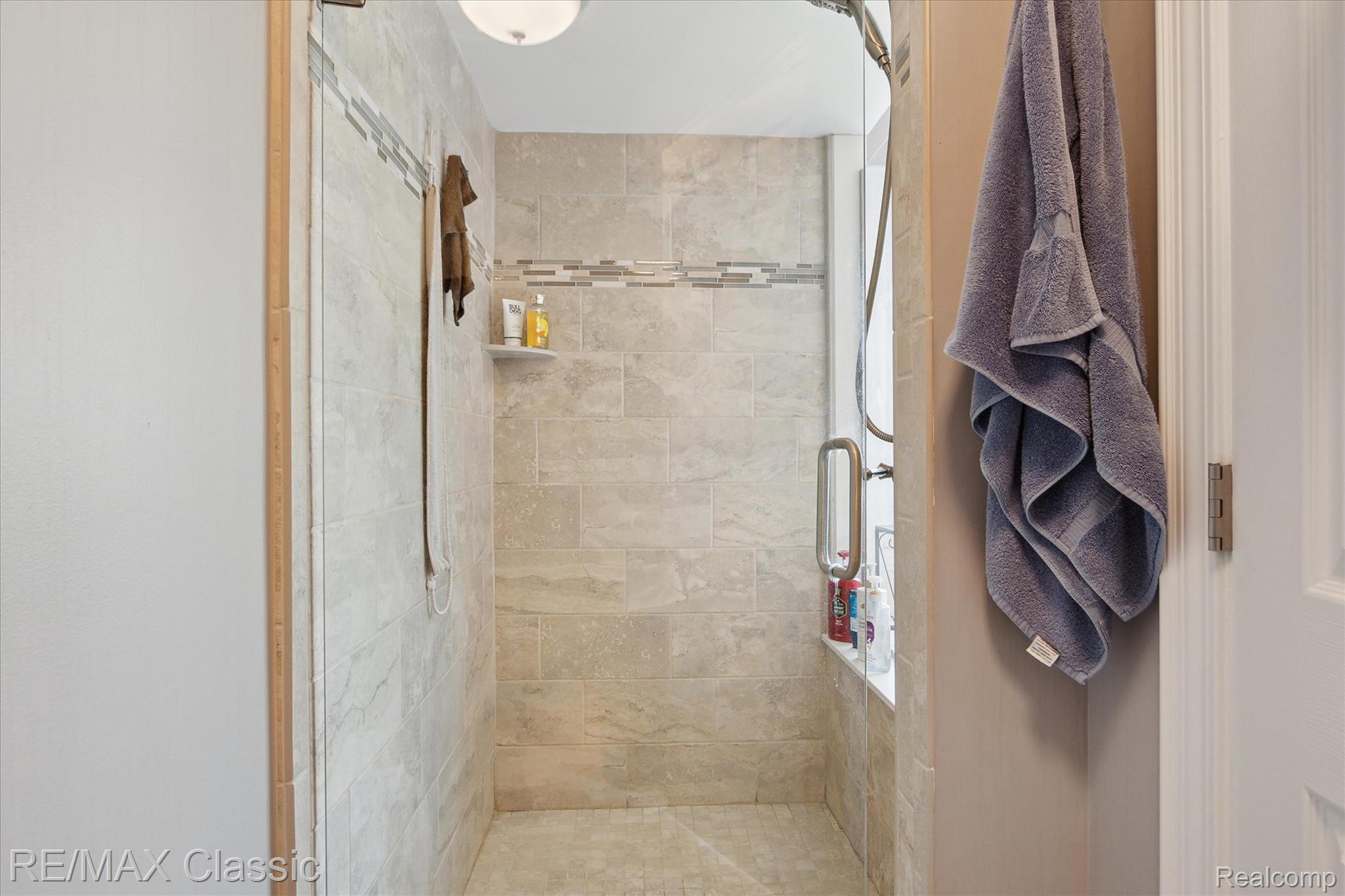 21982 York Mills Circle