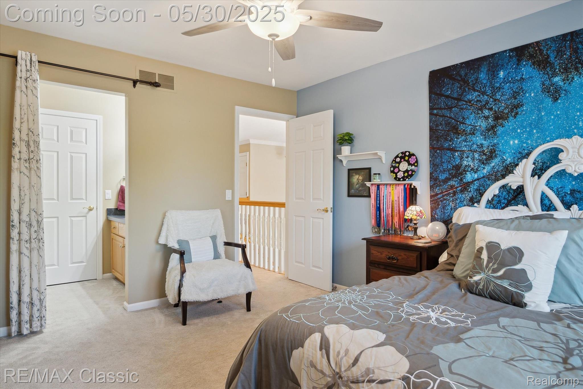 21982 York Mills Circle