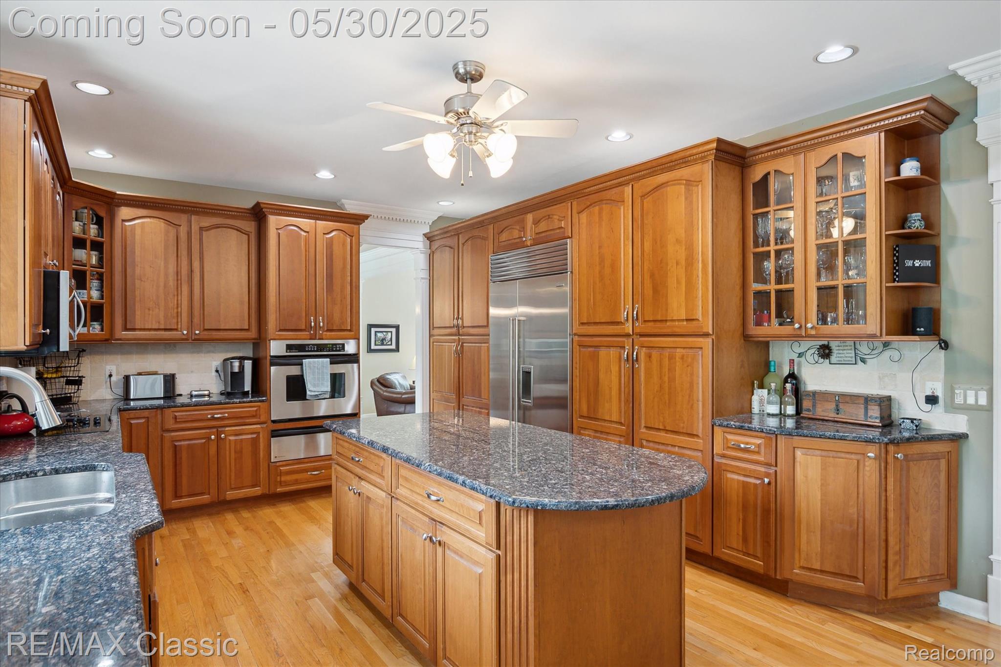 21982 York Mills Circle