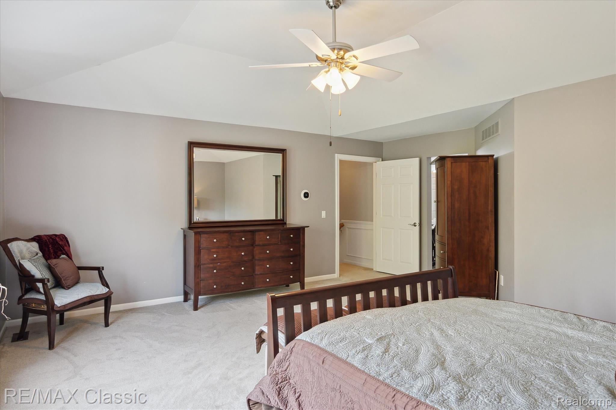 21982 York Mills Circle