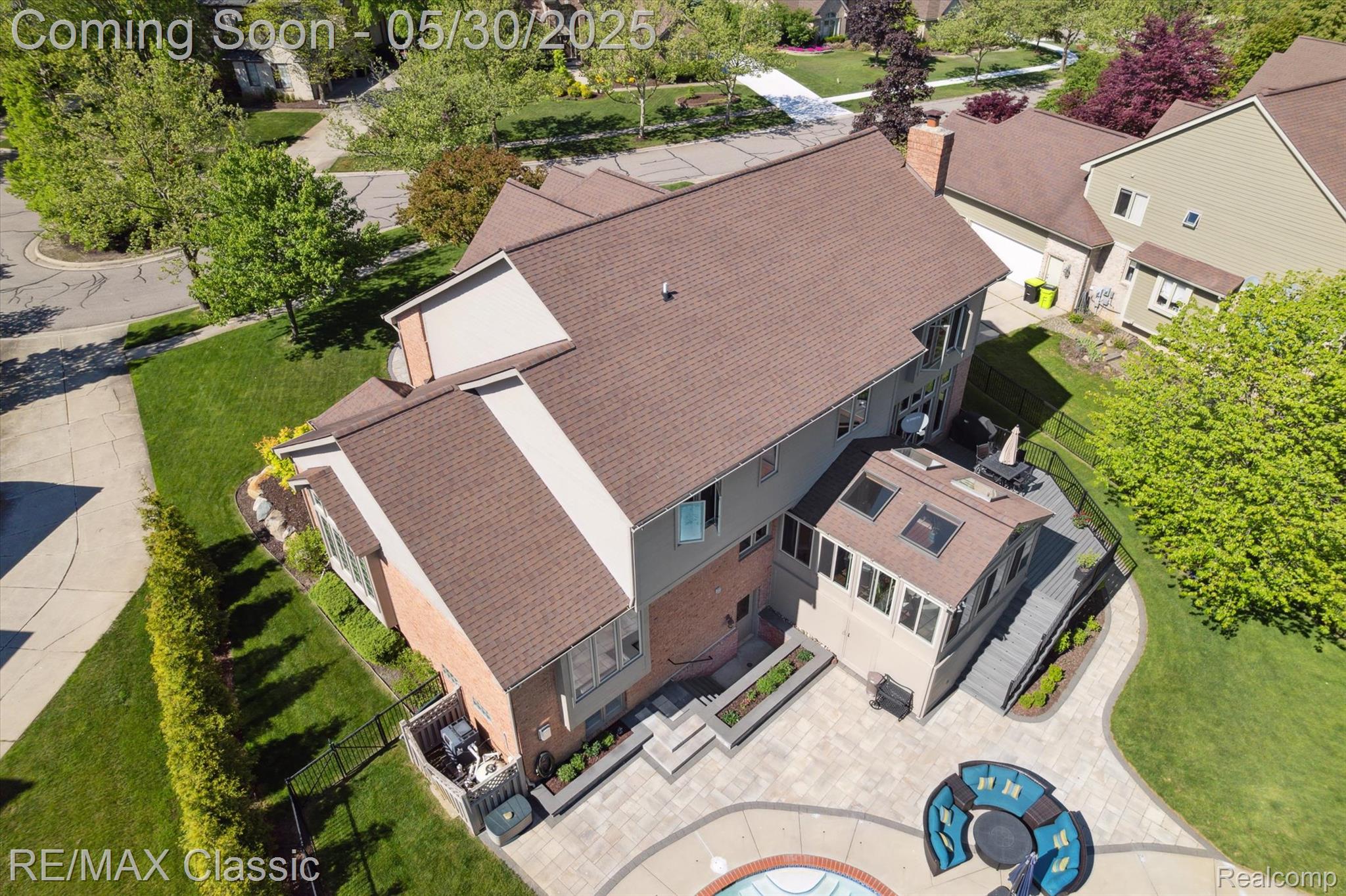 21982 York Mills Circle
