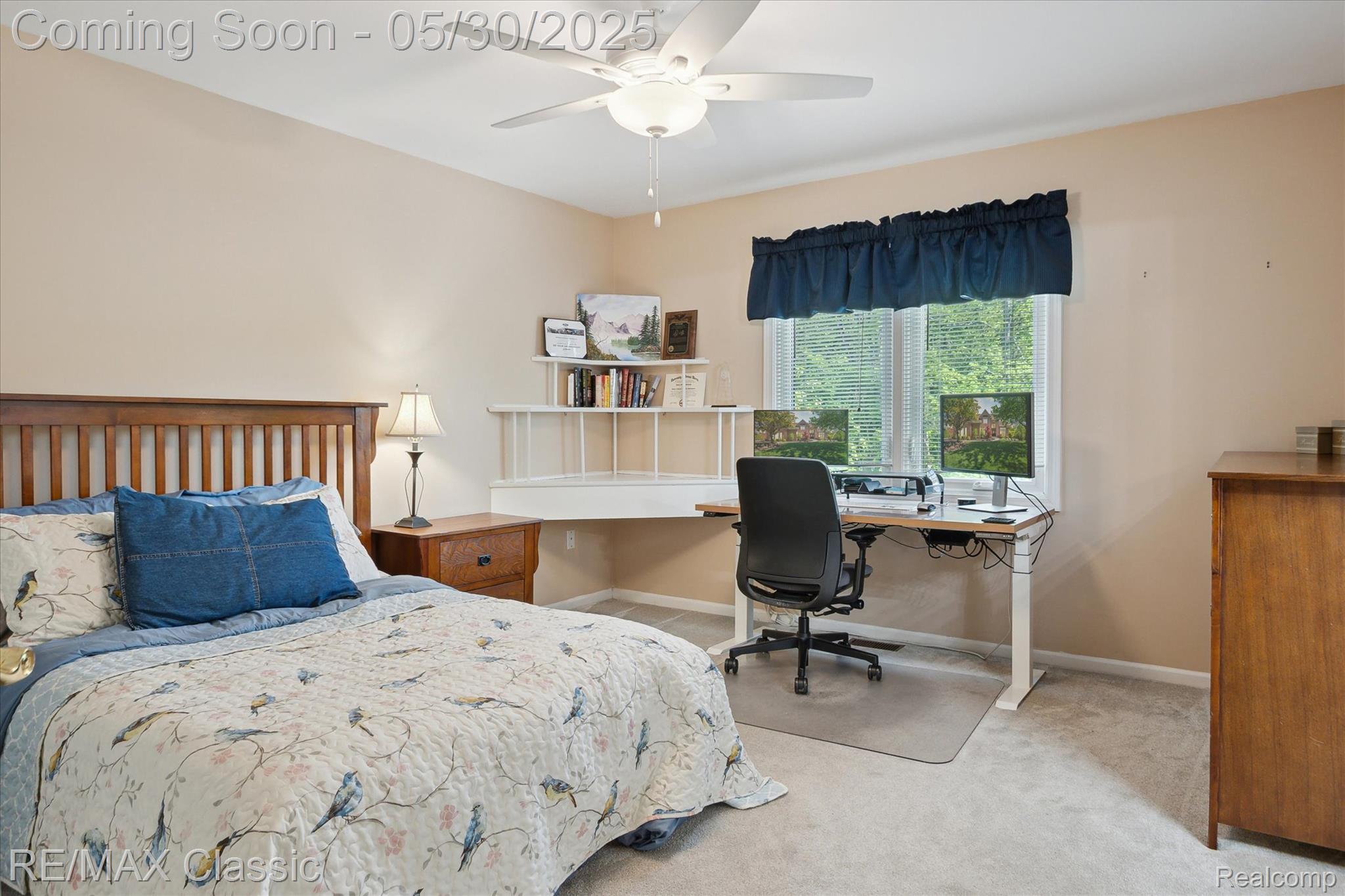 21982 York Mills Circle