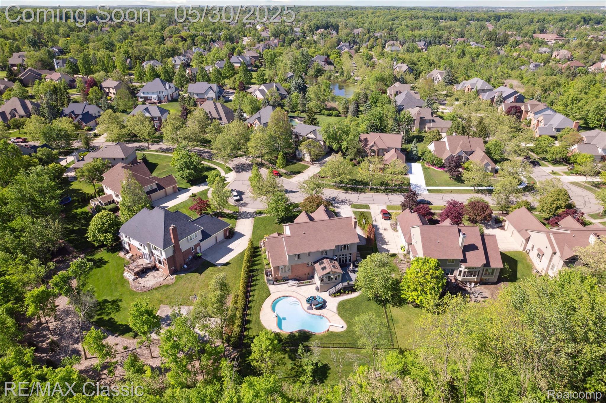 21982 York Mills Circle