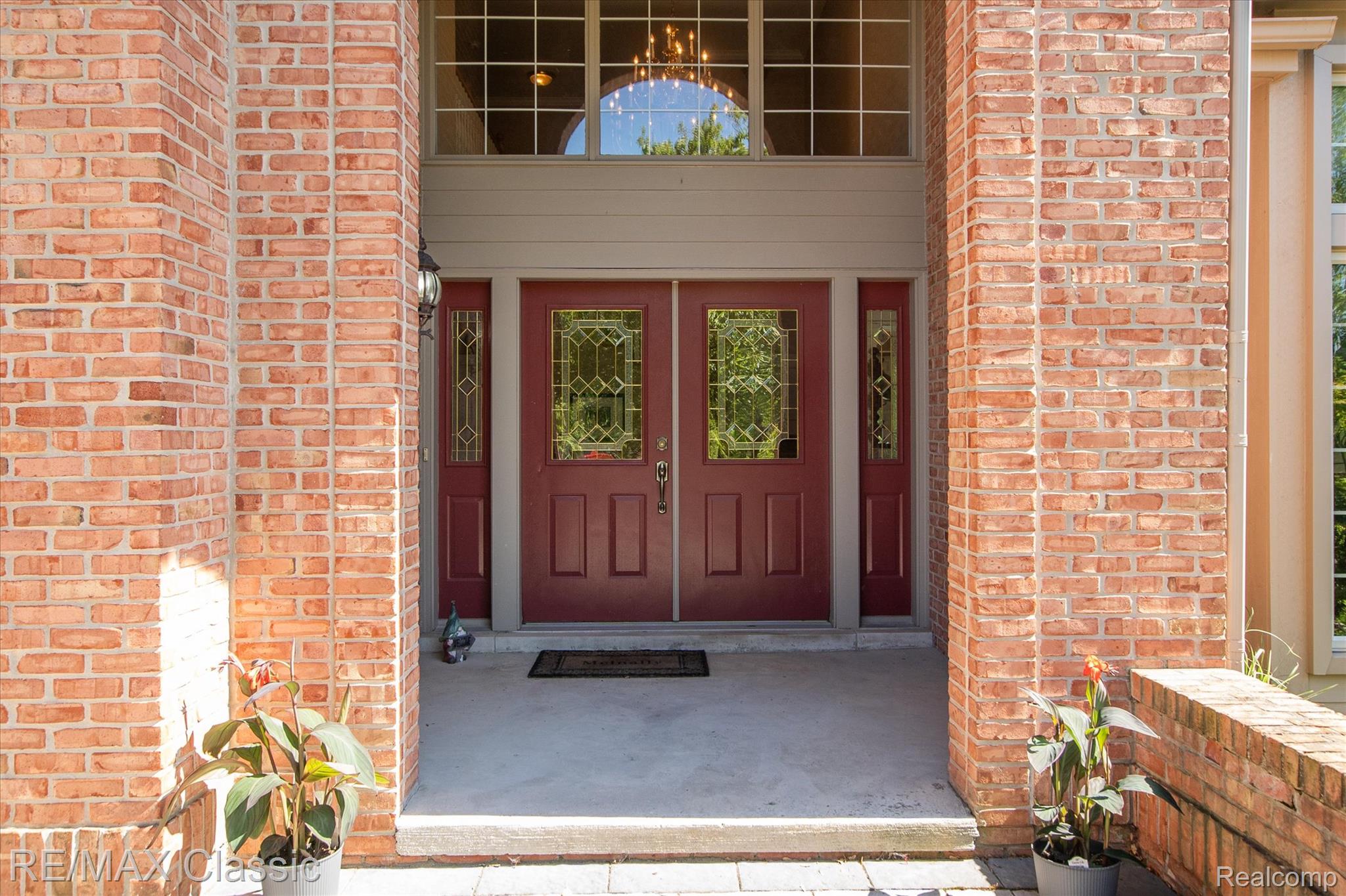 21982 York Mills Circle