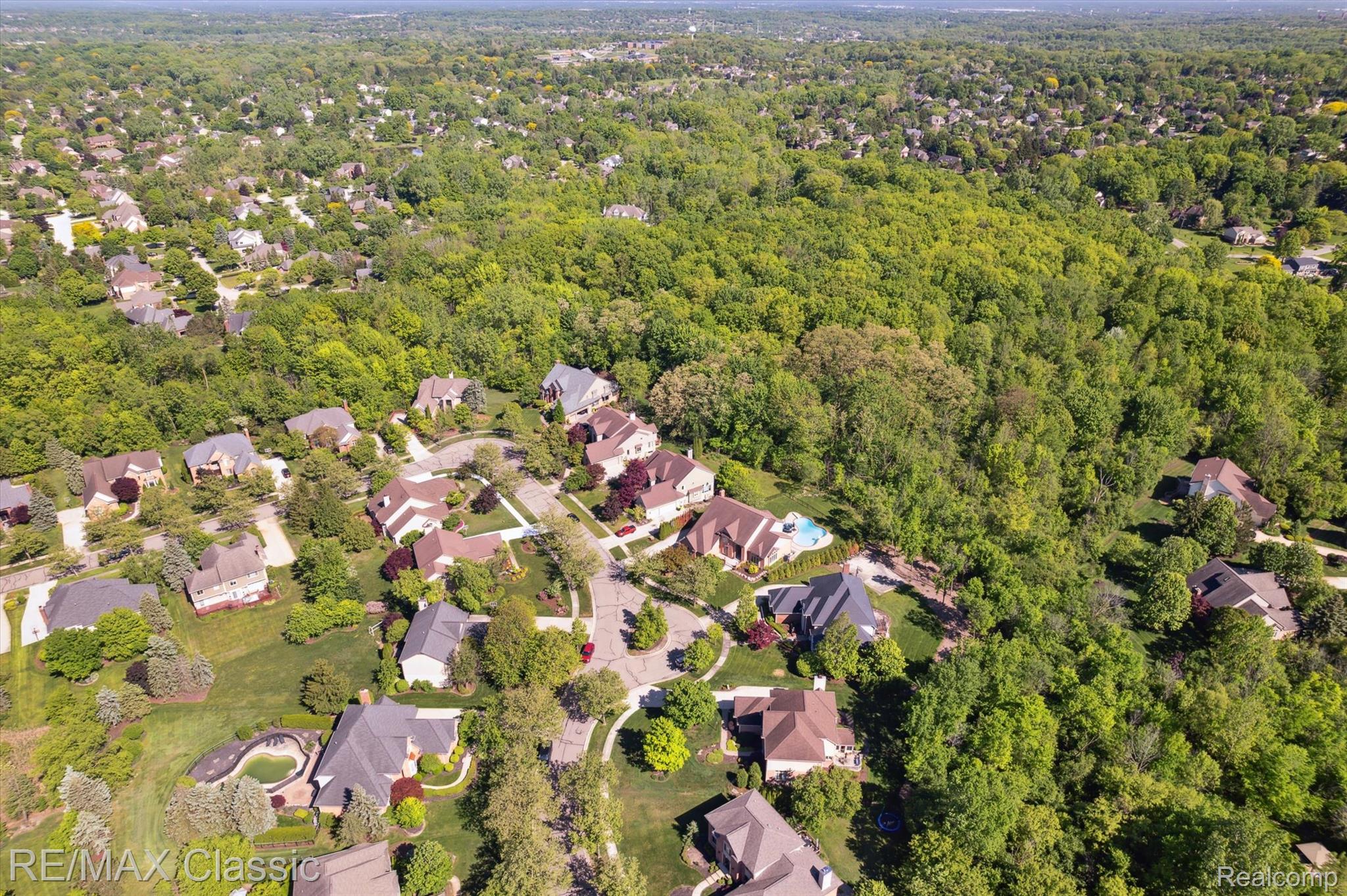 21982 York Mills Circle