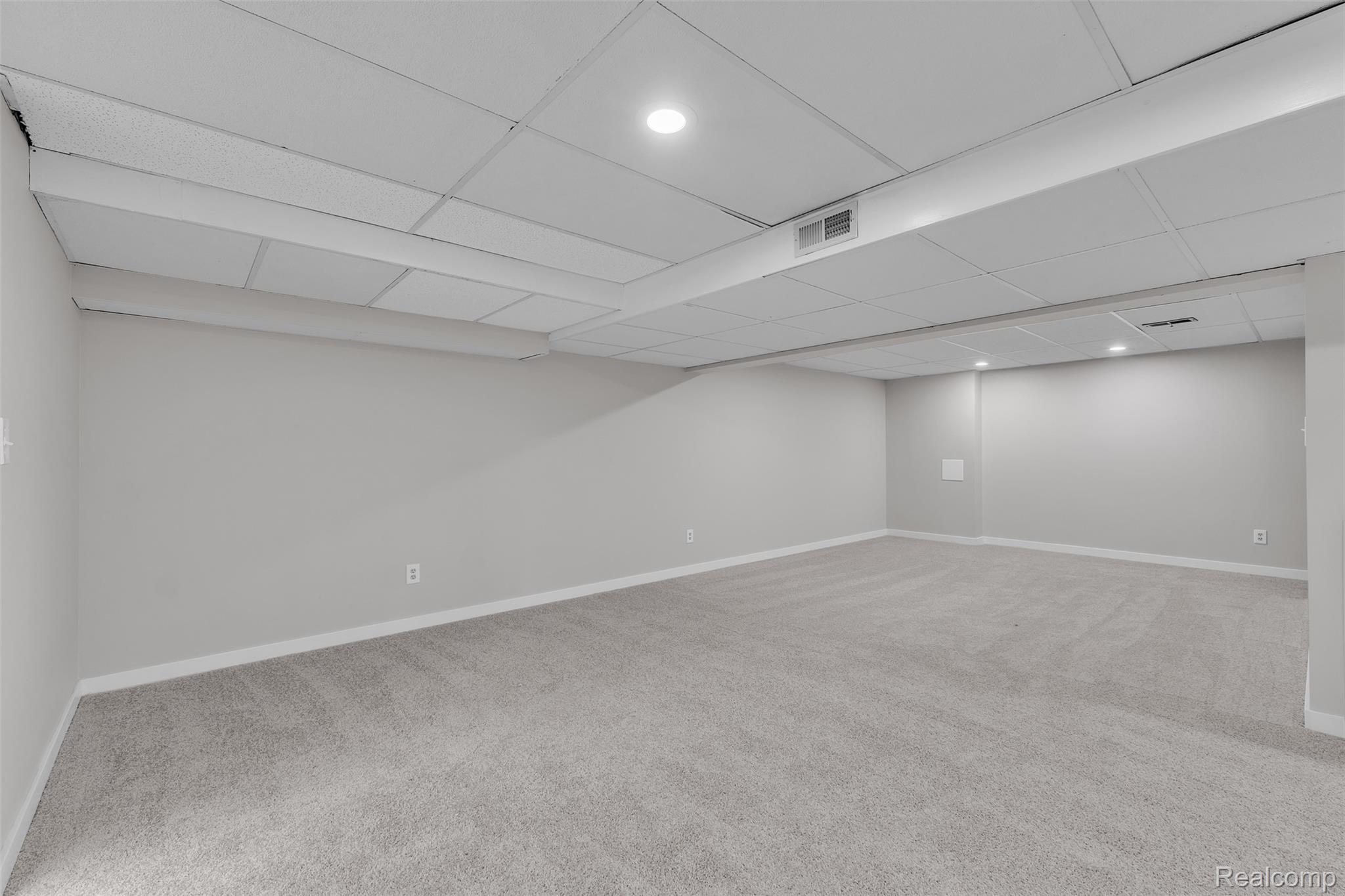 5341 Forest Way