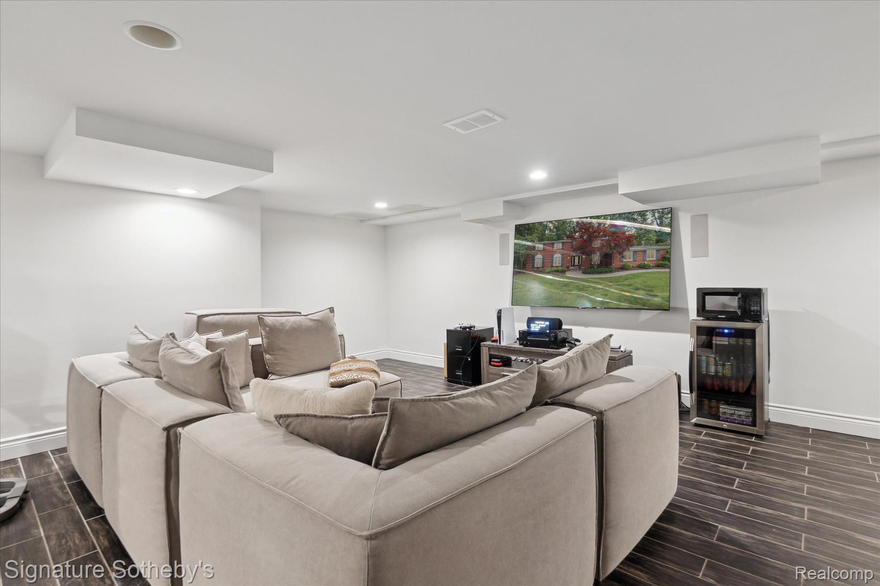 4438 Stony River Drive