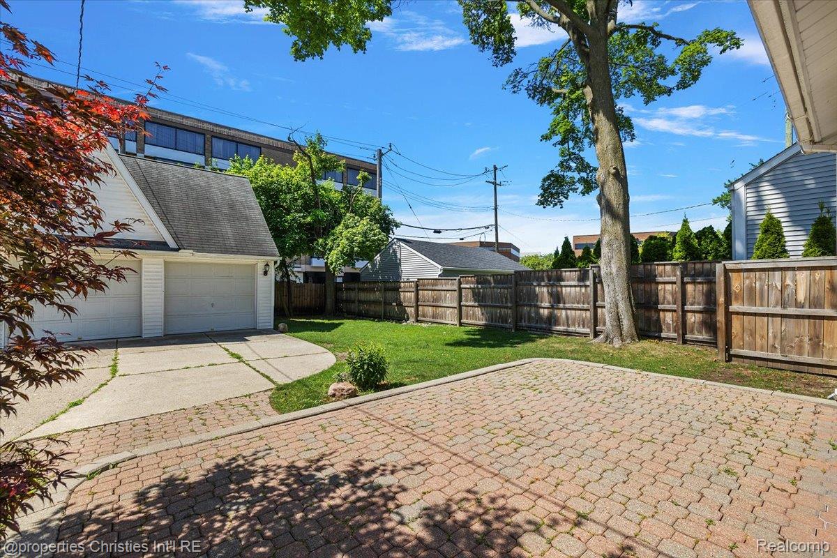 524 Oakland Avenue