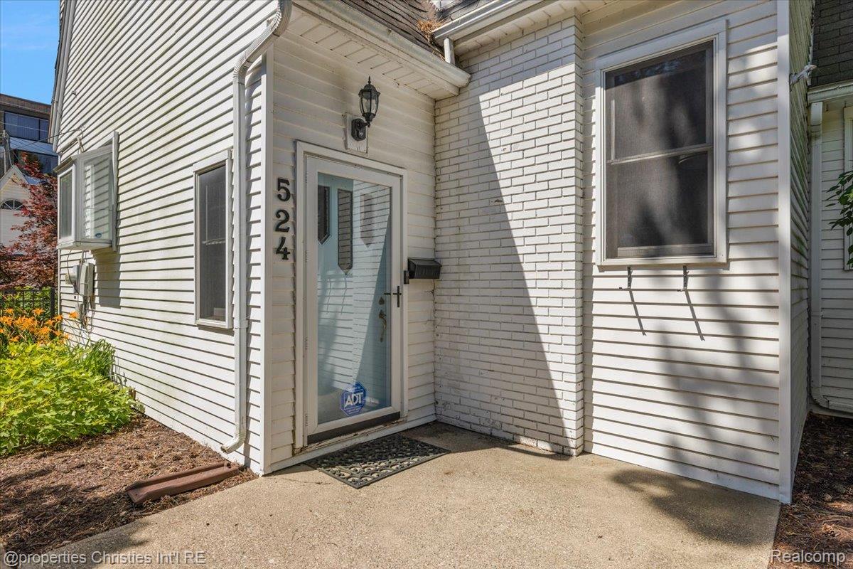 524 Oakland Avenue