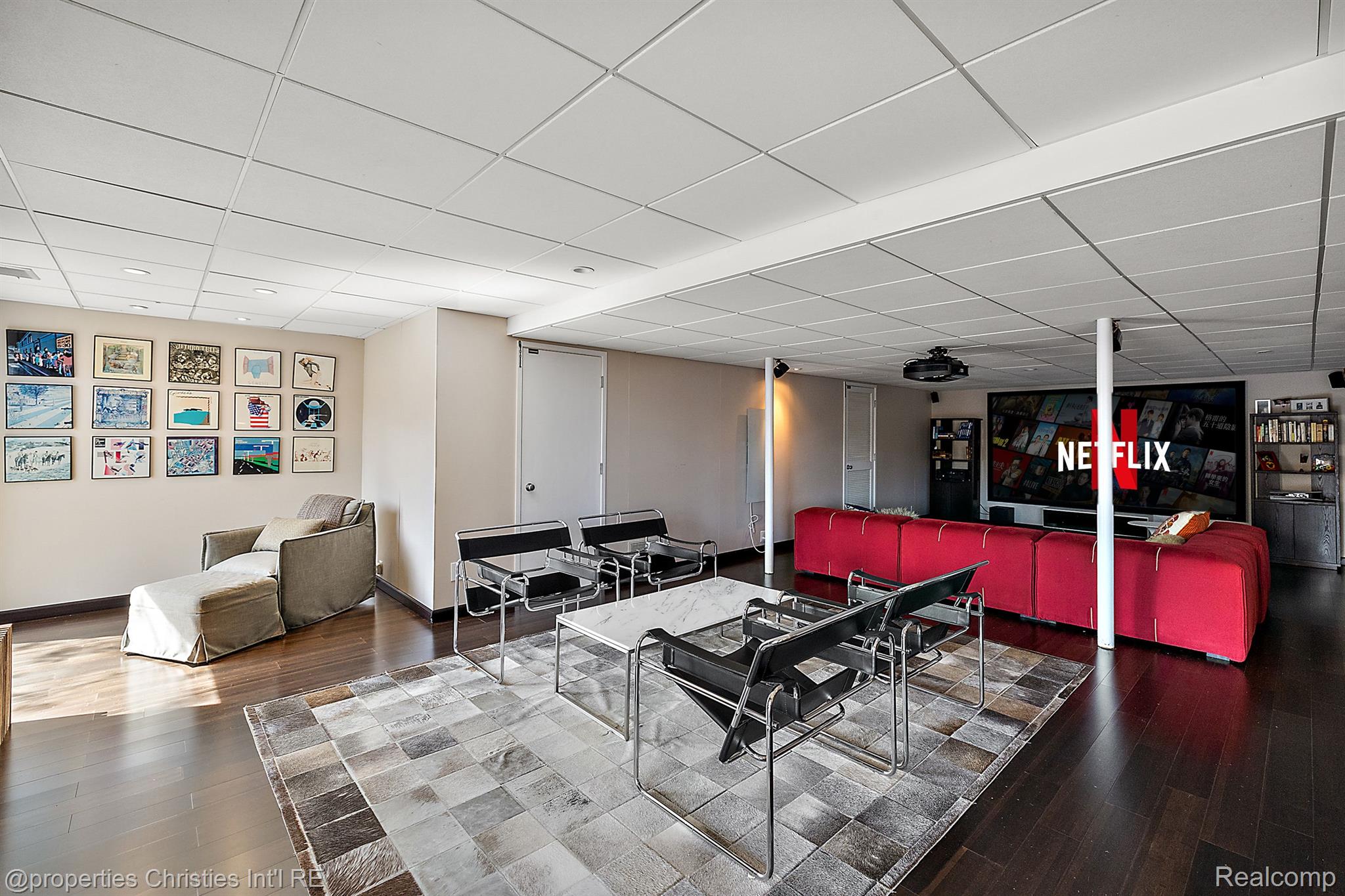 7371 Lindenmere Drive