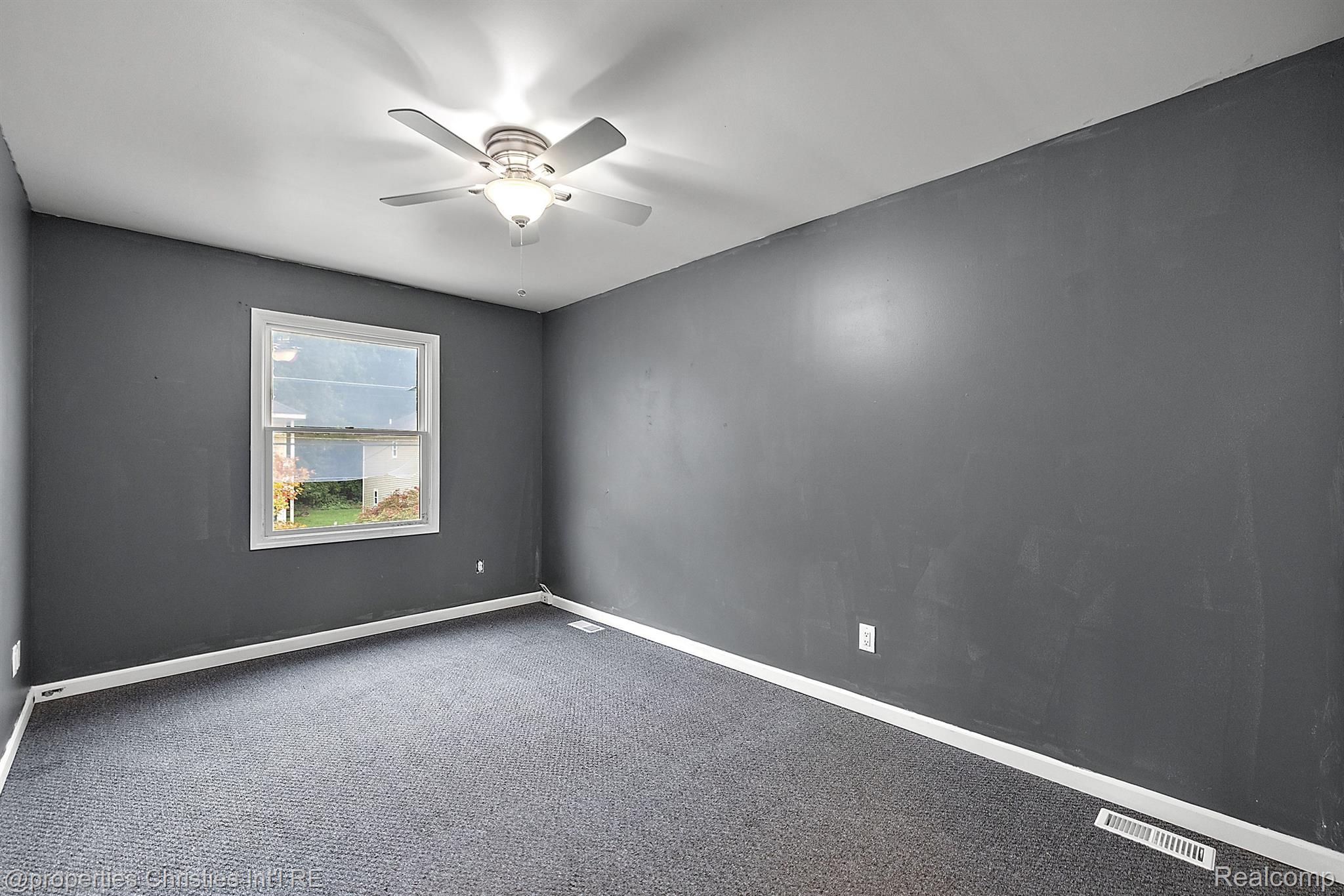 8873 Lagoon Drive