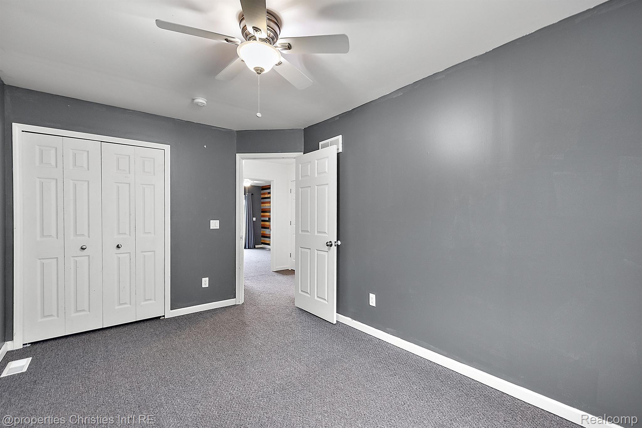 8873 Lagoon Drive