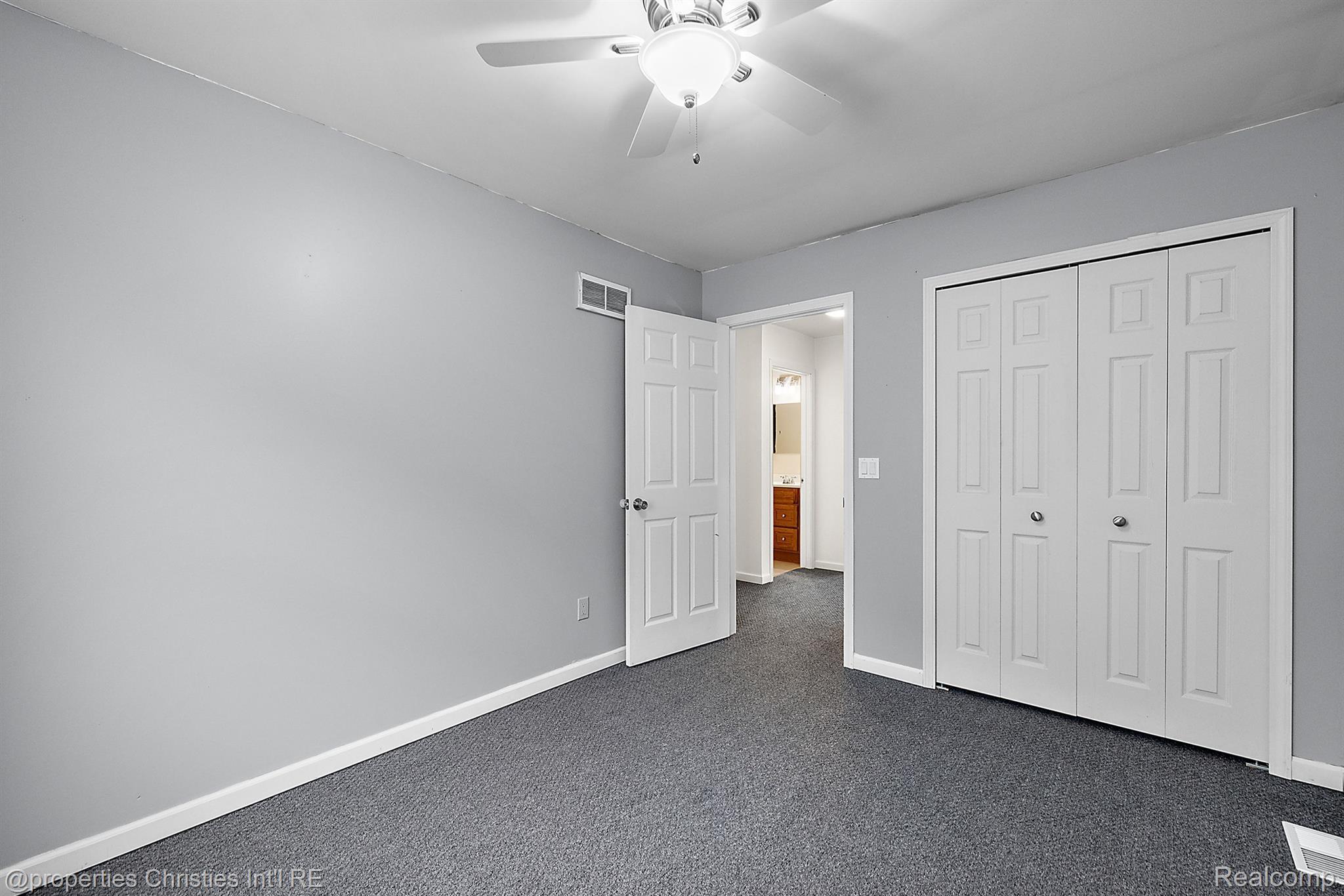 8873 Lagoon Drive