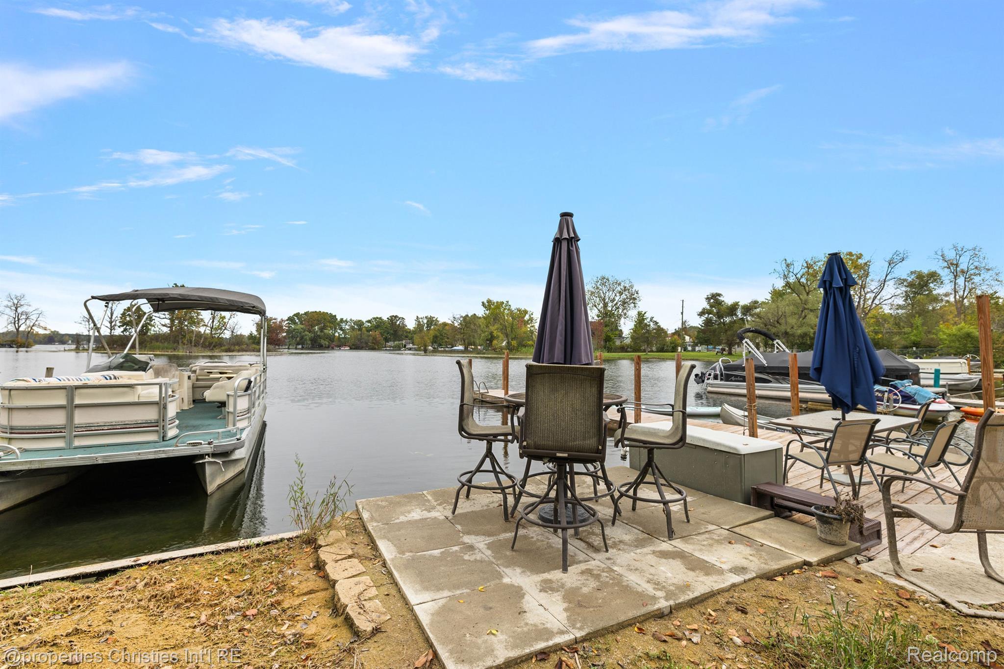 8873 Lagoon Drive