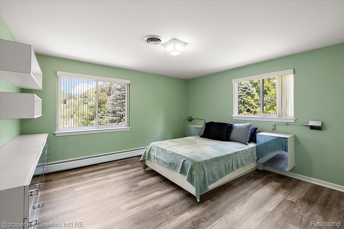 3010 Parkland Drive