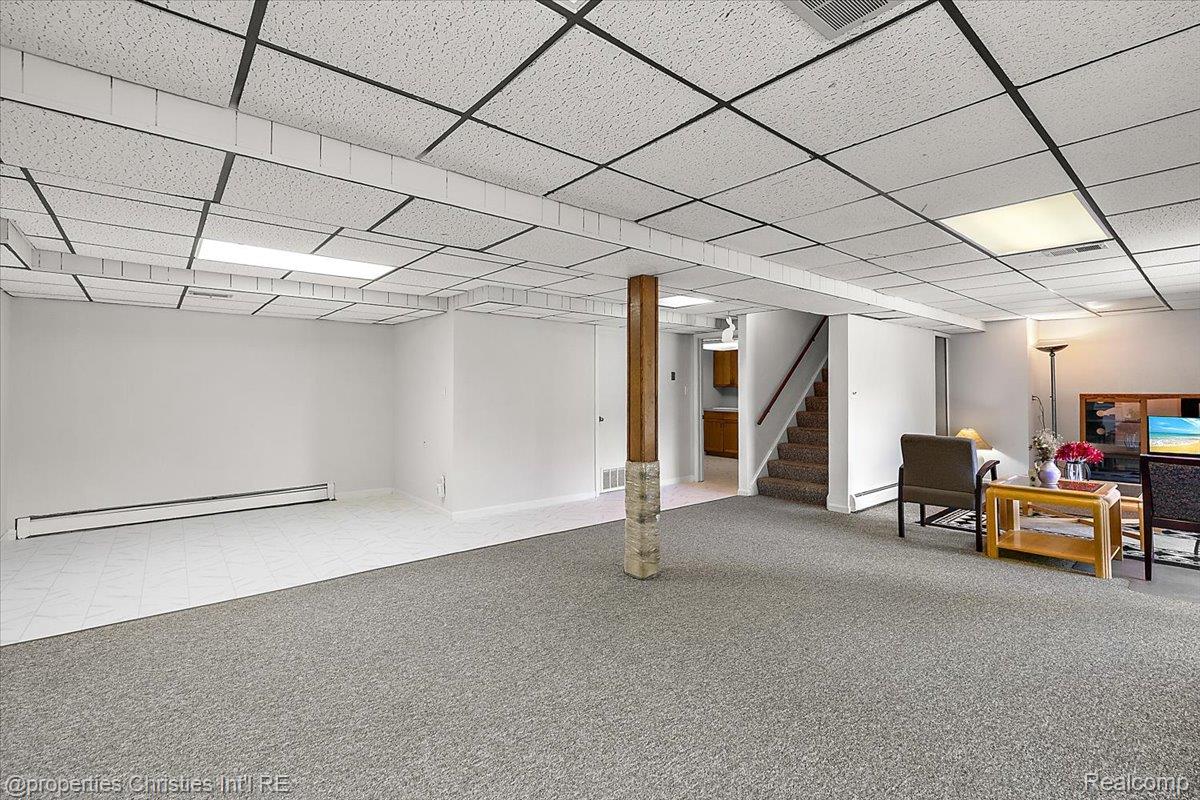 3010 Parkland Drive