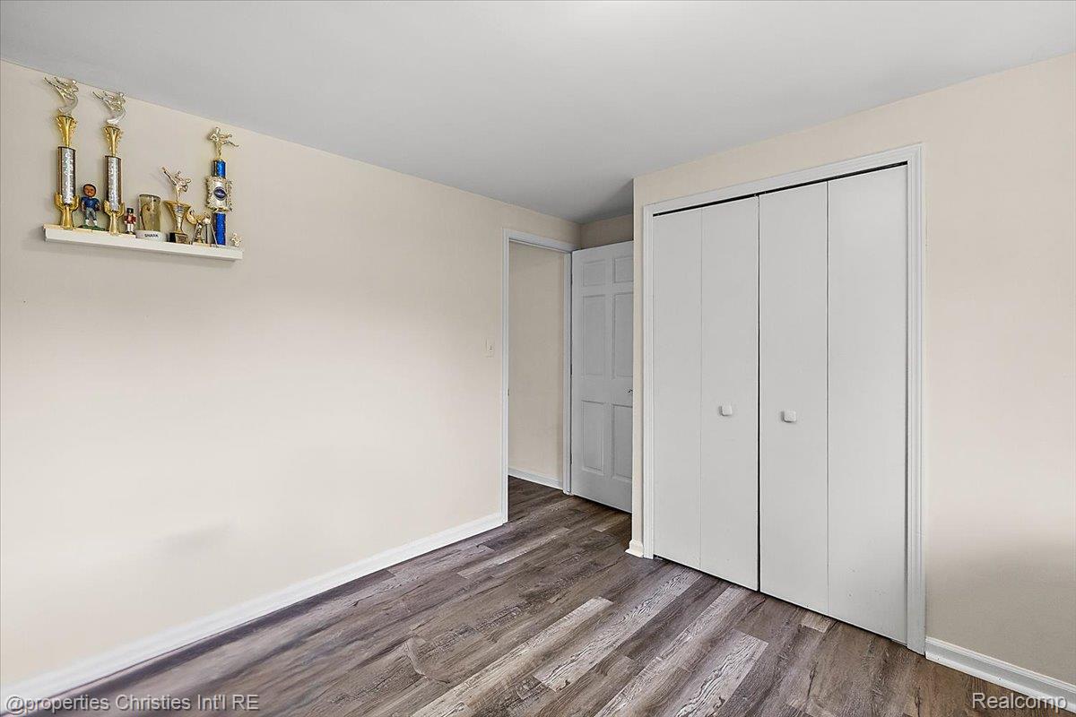 3010 Parkland Drive