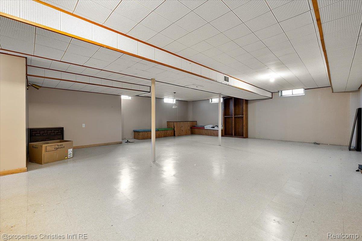 31711 Arlington Drive