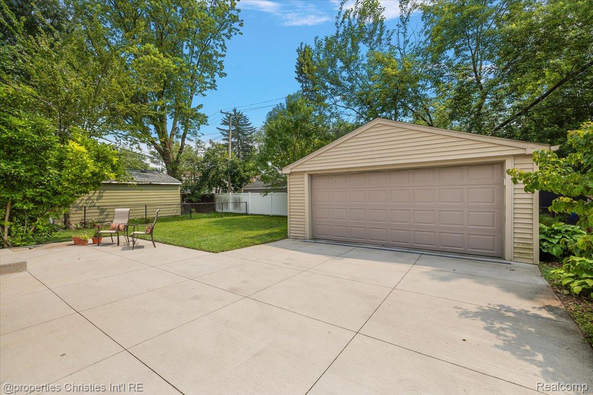 10819 W 11 Mile Road