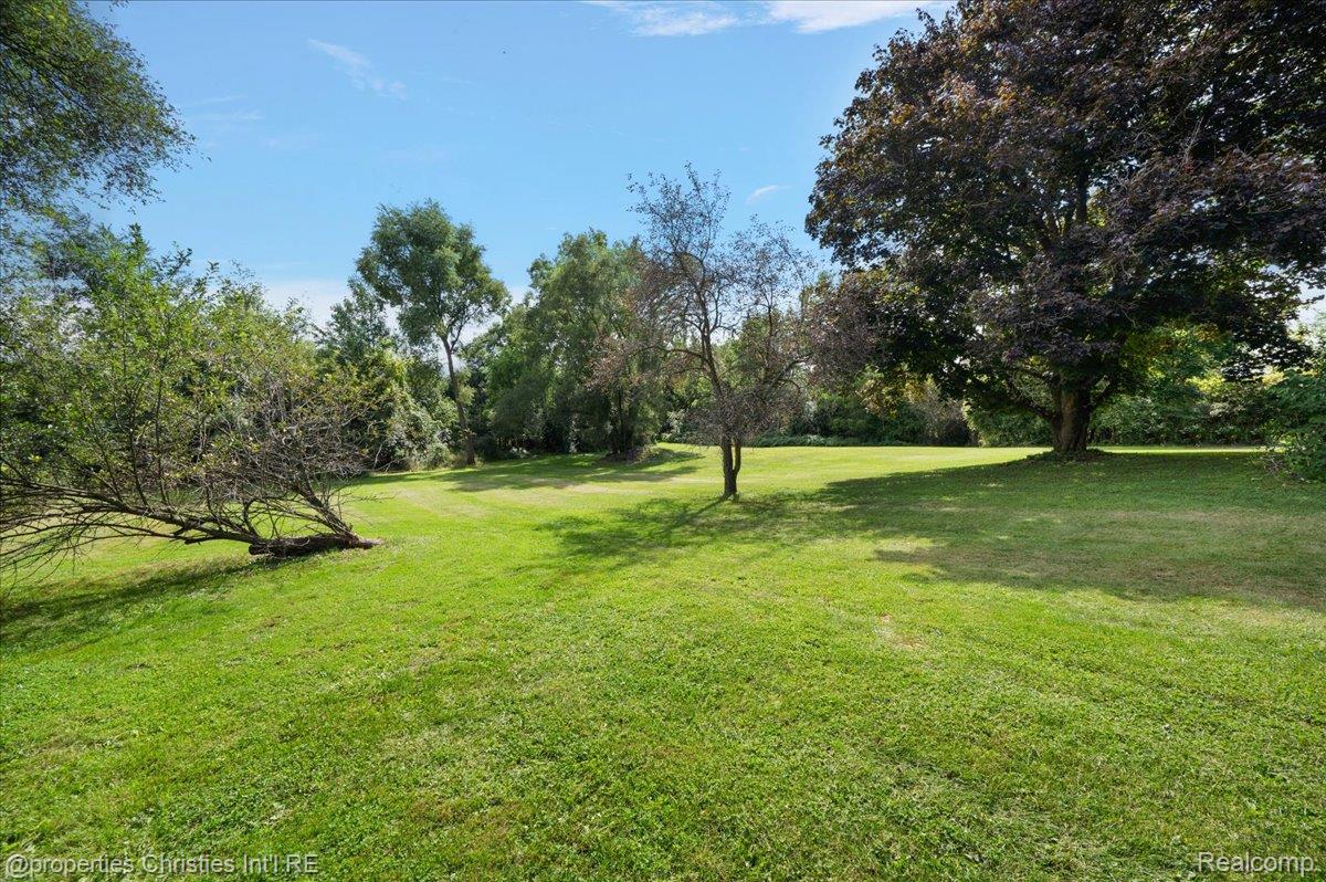 47133 W 9 Mile Road