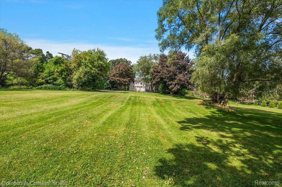 47133 W 9 Mile Road
