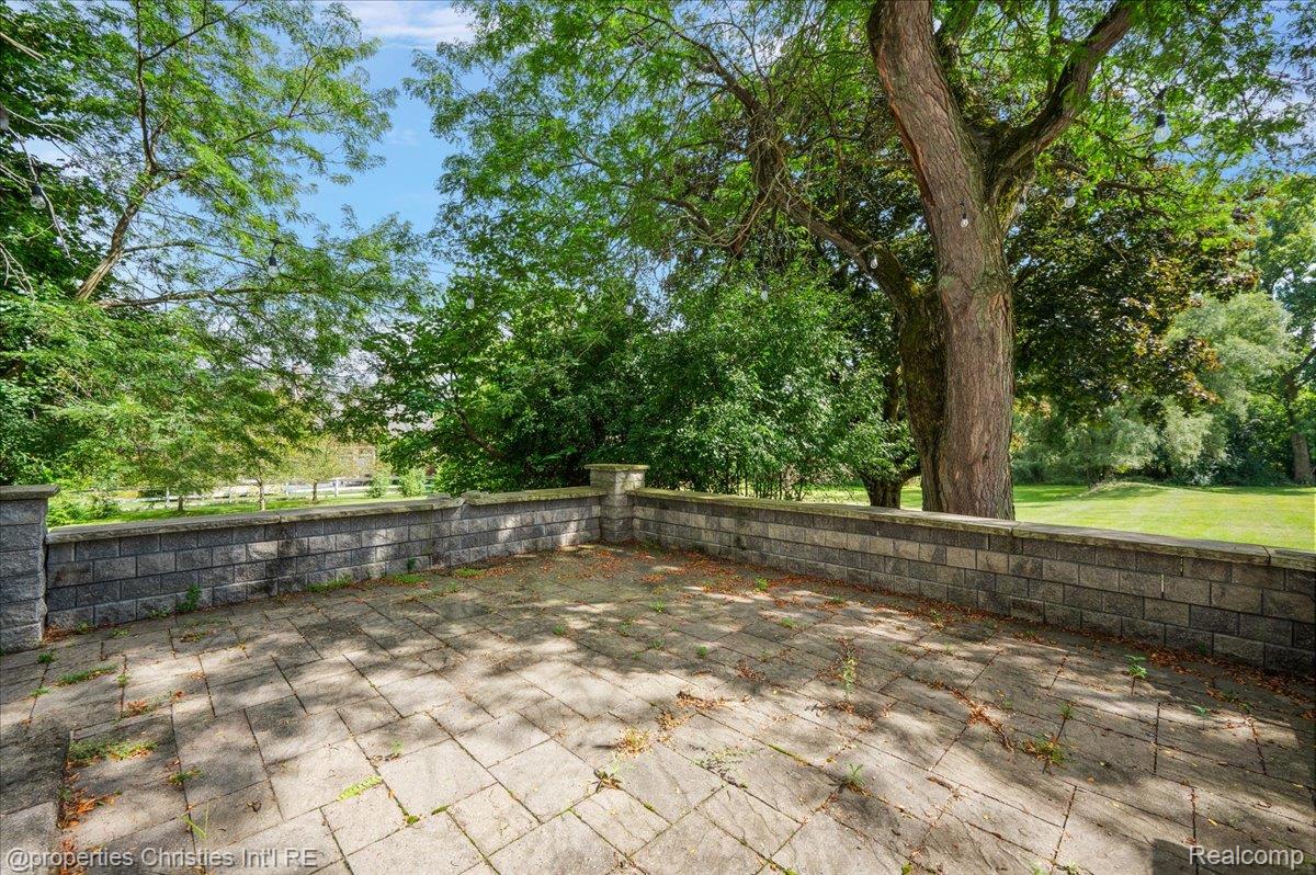 47133 W 9 Mile Road
