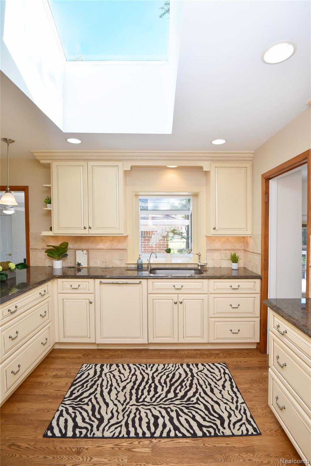 18146 Riverside Drive