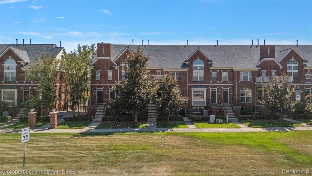 3246 Camden Drive