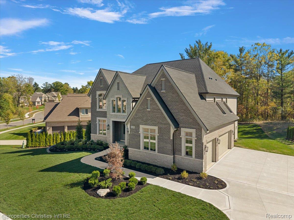 22478 Montebello Court