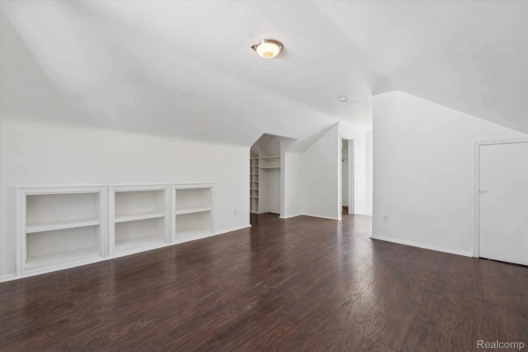 27059 Hampden Street