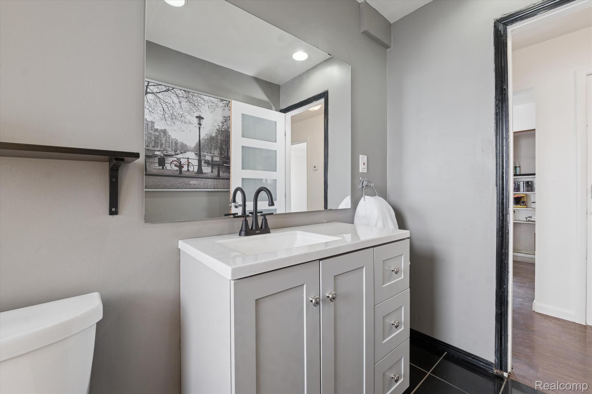 27059 Hampden Street