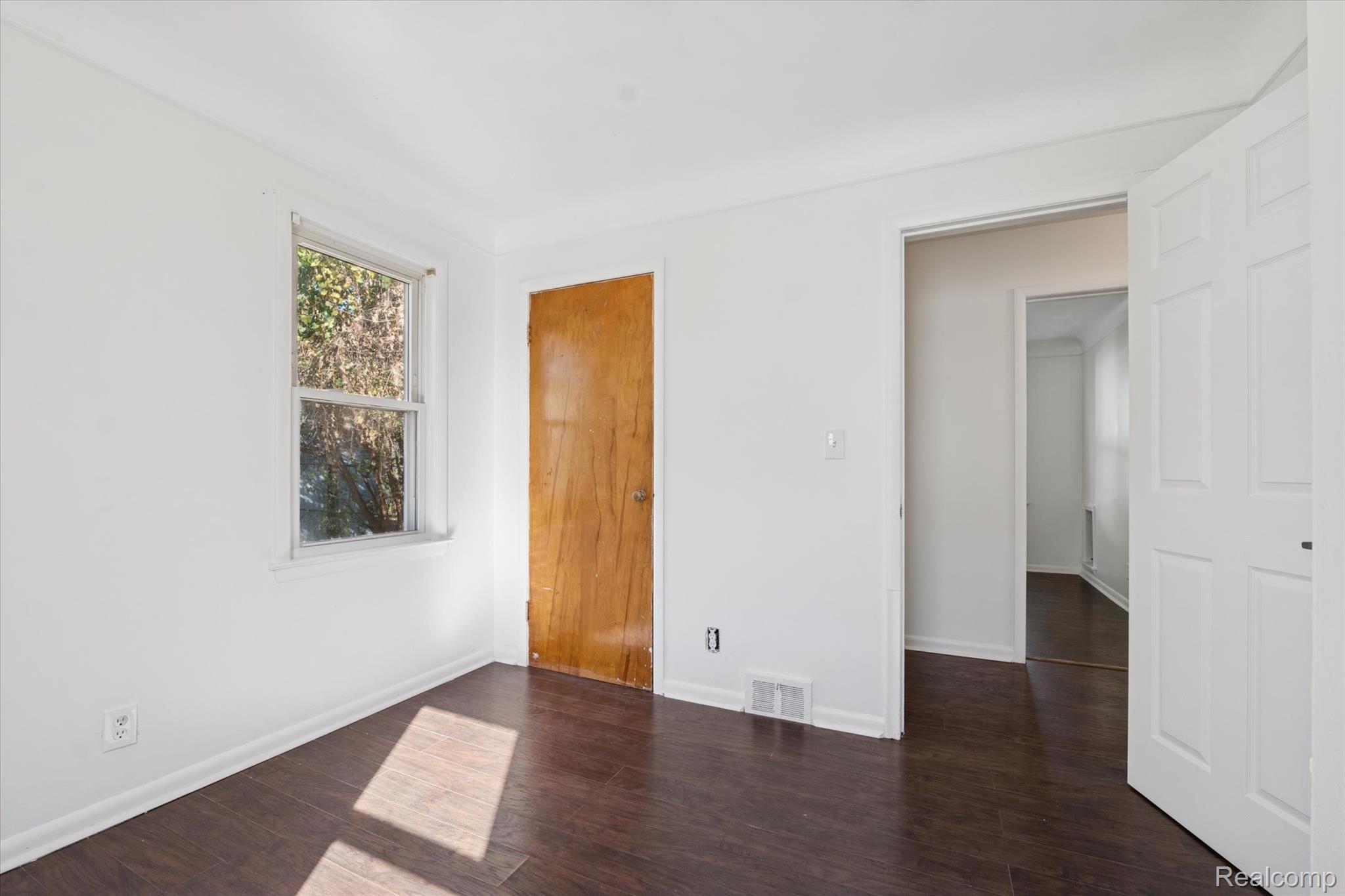 27059 Hampden Street