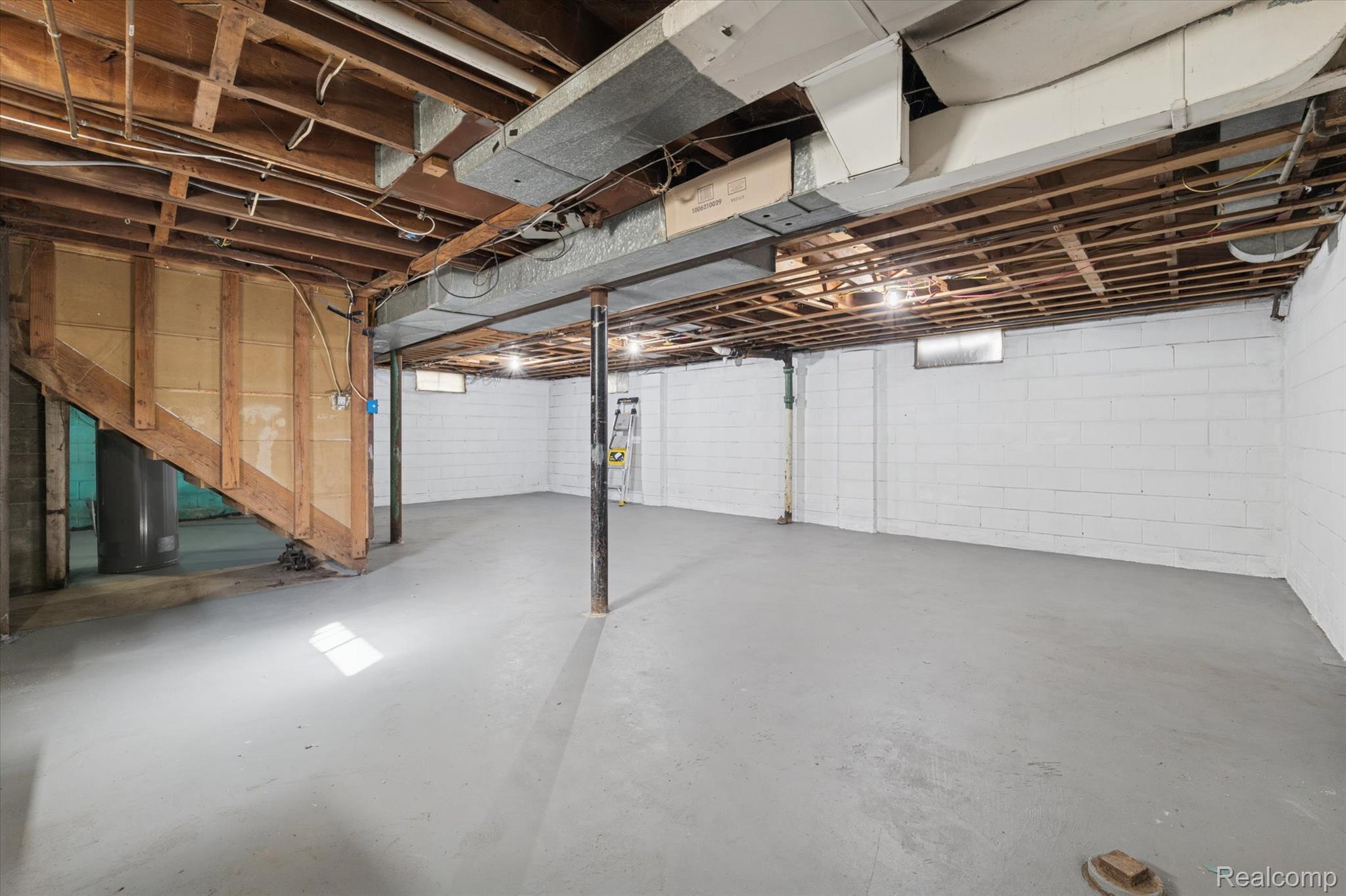 27059 Hampden Street