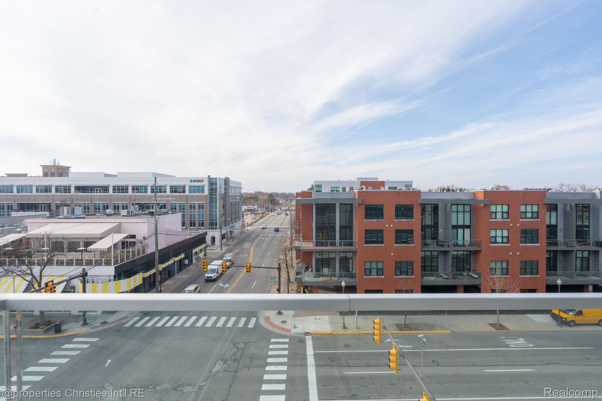 118 N Main Street 403