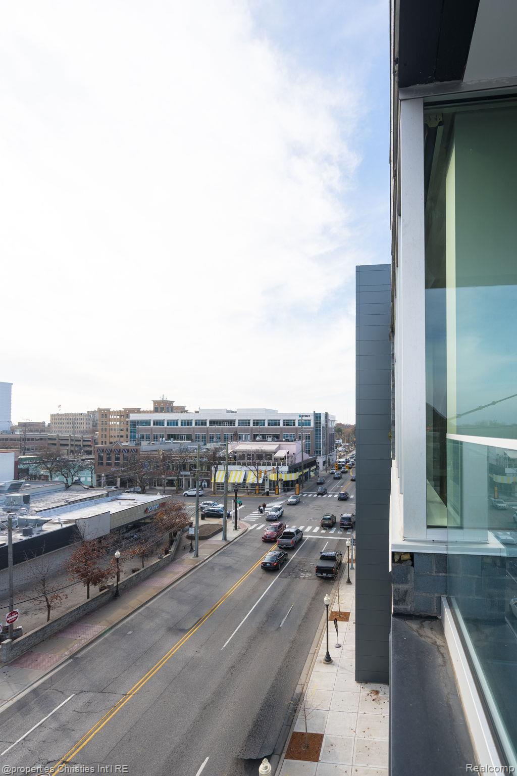 118 N Main Street 403